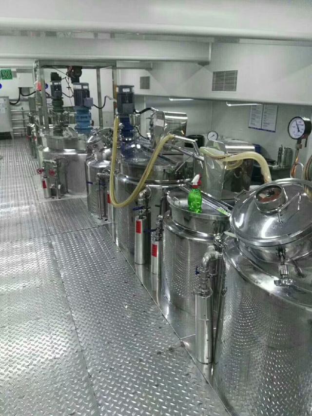 高端化妝品護膚品生產車間