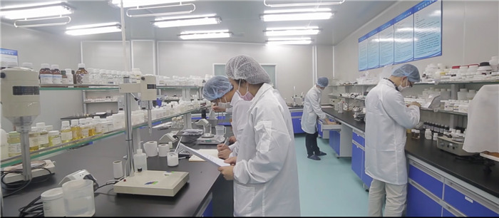 在廣州找比較好的化妝品生產加工廠,考察是十分重要的!